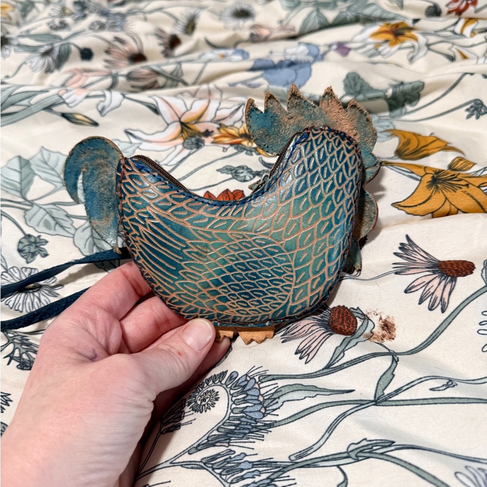 Leather Chicken Coin pouch - Picture 2 of 5
